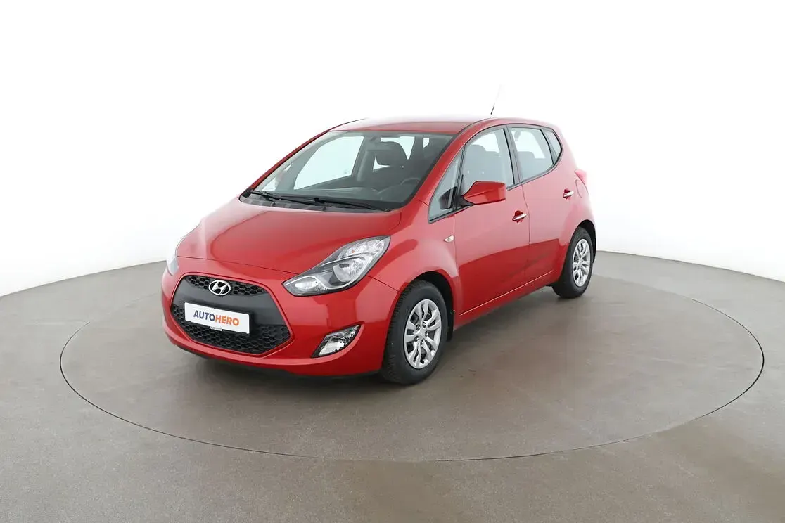 Gebraucht Hyundai ix20 Basis 90 PS (66 kW) 2015 Kleinwagen