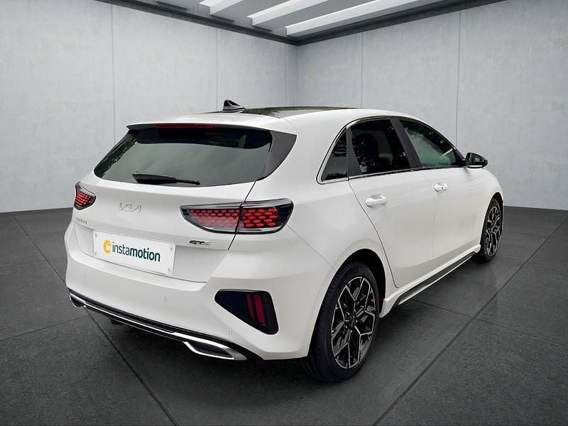 Neu Kia Ceed GT GT 140 PS (102 kW) 2025 Weiß Kleinwagen