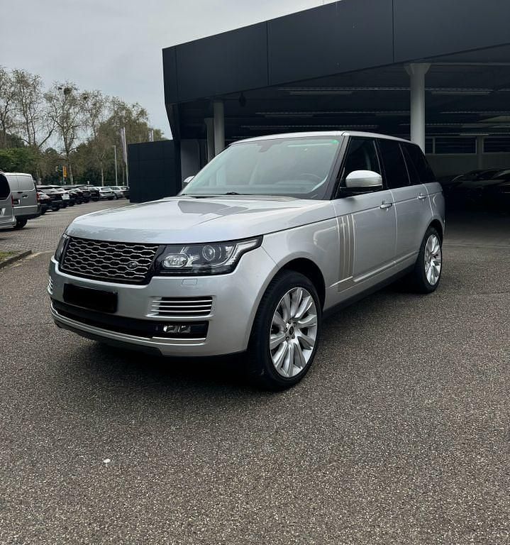 Silber Gebraucht 2013 Land Rover Range Rover Autobiography SUV | 31.300 € (Teuer) - Bild 1/4