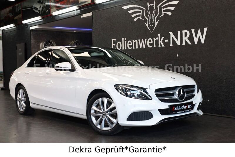 Weiß Gebraucht 2017 Mercedes C180 Avantgarde Limousine | 14.970 € (Fairer Preis) - Bild 1/4