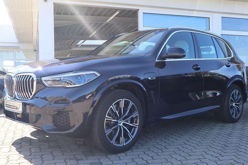 M carbonschwarz Gebraucht 2022 BMW X5 M Sport SUV | 59.990 € (Fairer Preis) - Bild 1/4