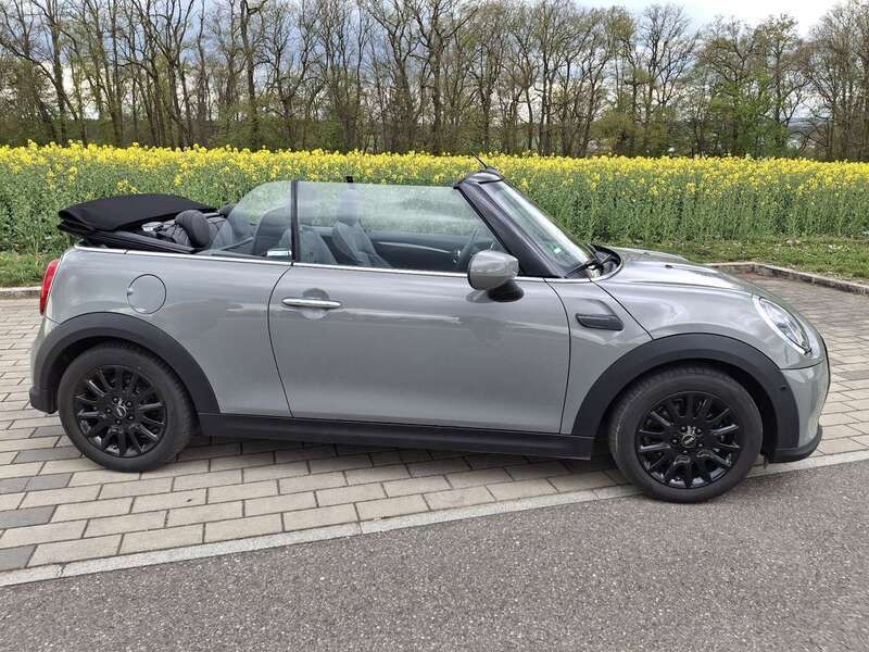 Grau Gebraucht 2021 Mini One Cabriolet Classic Cabrio | 22.800 € (Fairer Preis) - Bild 1/4