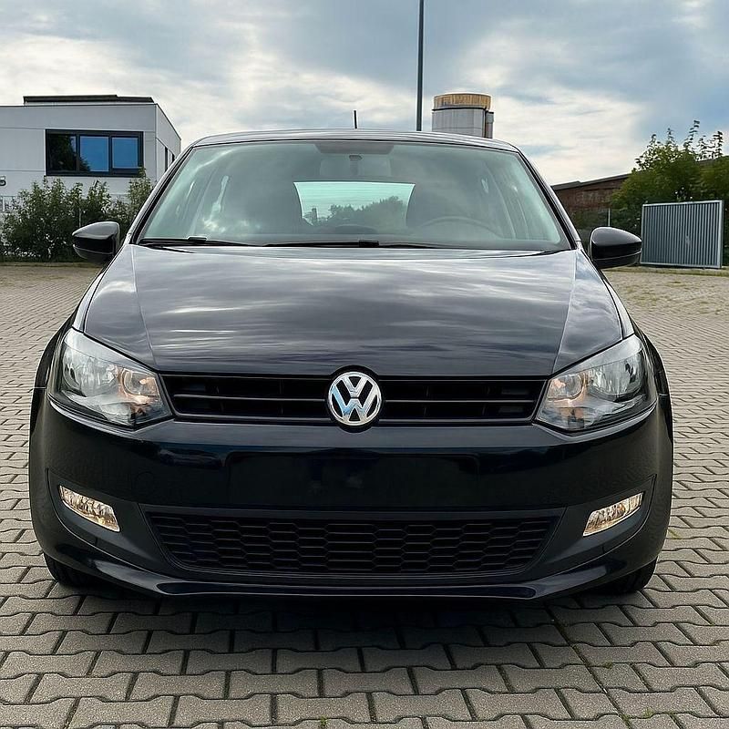 Schwarz Gebraucht 2012 VW Polo Trendline Kleinwagen | 2.990 € (Fairer Preis) - Bild 1/4