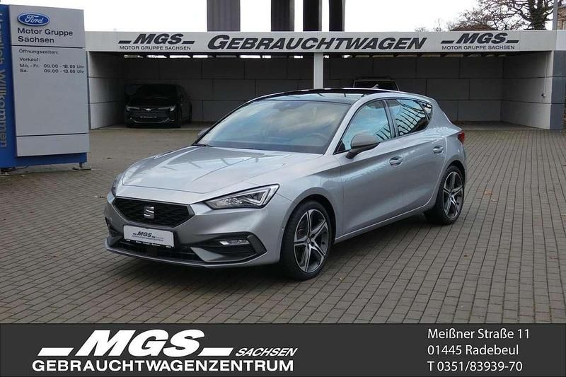 Gebraucht Seat Leon FR 150 PS (110 kW) 2021 "urban" silber Limousine