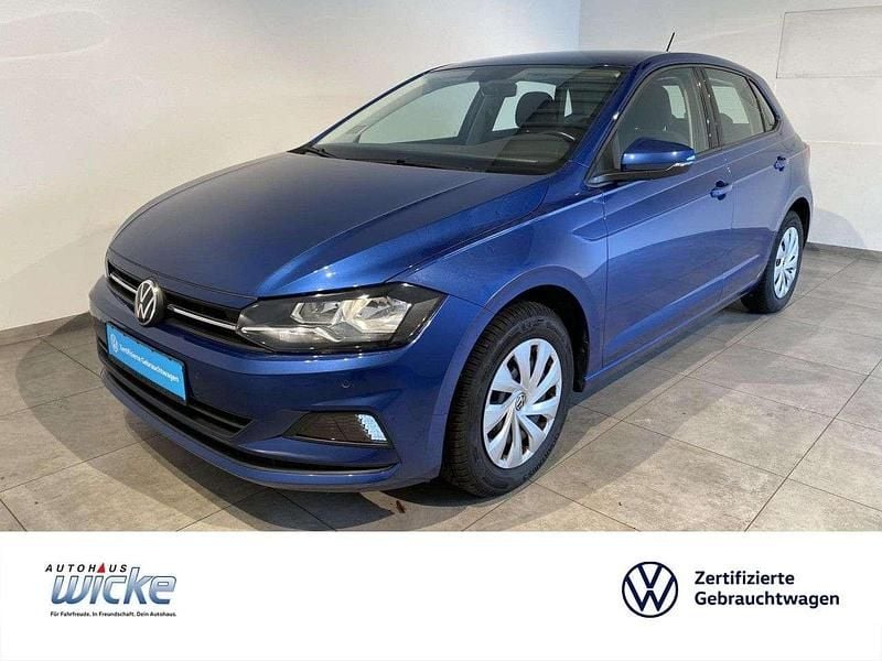 Blau Gebraucht 2021 VW Polo Comfortline Limousine | 14.480 € (Guter Preis) - Bild 1/4