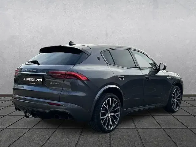 Gebraucht Maserati Grecale 330 PS (242 kW) 2022 Grau SUV