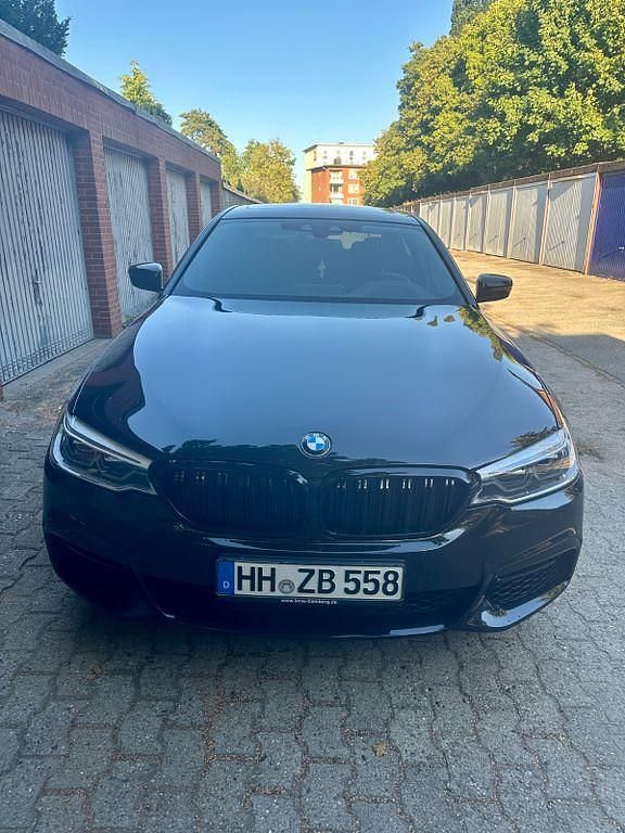 Schwarz Gebraucht 2018 BMW 530 M Sport Limousine | 33.000 € (Fairer Preis) - Bild 1/4