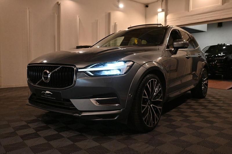 Gebraucht Volvo XC60 R-Design 303 PS (222 kW) 2019 Grau SUV