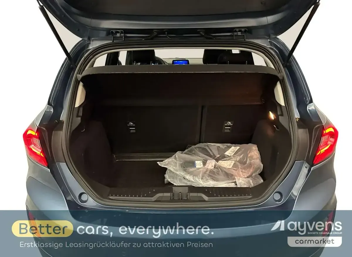 Gebraucht Ford Fiesta Active X 155 PS (114 kW) 2022 Chromablau metallic Kleinwagen