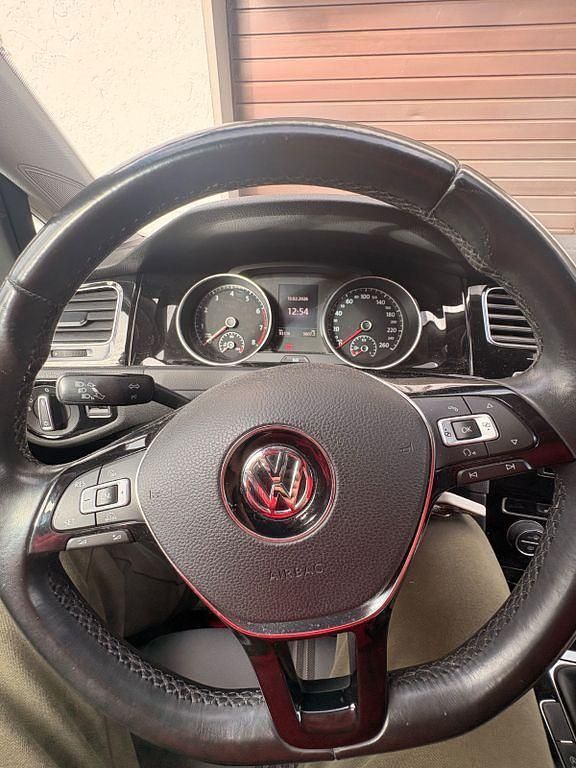 Gebraucht VW Golf VII Allstar 125 PS (91 kW) 2016 Grau Limousine