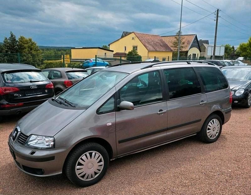 Gebraucht Seat Alhambra Vigo 116 PS (85 kW) 2005 Braun Van / Kleinbus