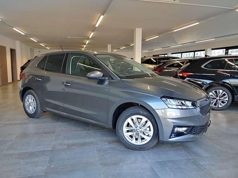 Graphitegraumetallic Neu 2025 Skoda Fabia Selection Kleinwagen | 18.990 € (Guter Preis) - Bild 1/4