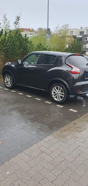 Gebraucht Nissan Juke Acenta 116 PS (85 kW) 2016 Schwarz SUV