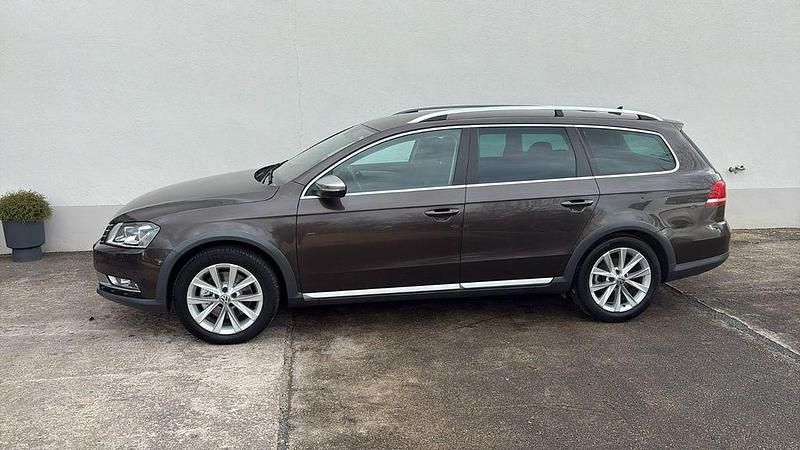 Gebraucht VW Passat Alltrack Basis 140 PS (102 kW) 2013 Schwarz Kombi