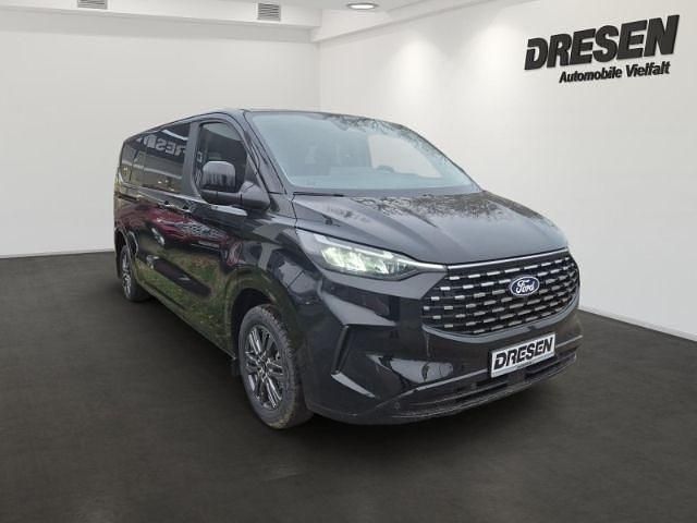Gebraucht Ford Tourneo Titanium 150 PS (110 kW) 2024 Obsidianschwarz metallic Van / Kleinbus