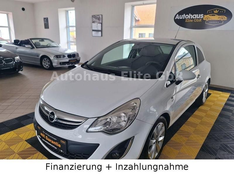 Gebraucht Opel Corsa 69 PS (50 kW) 2012 Weiß Kleinwagen