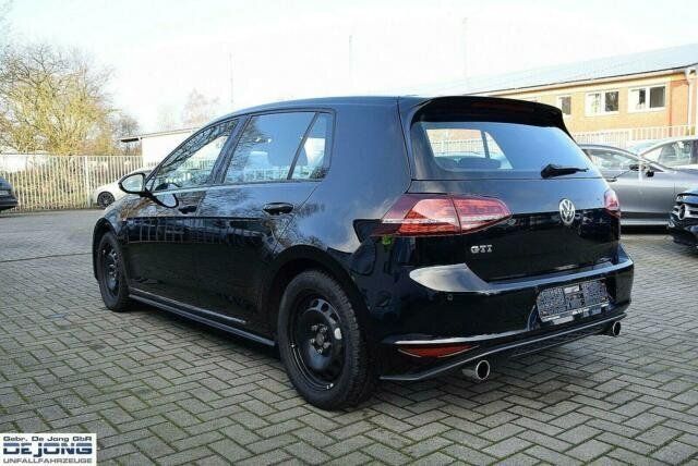 Gebraucht VW Golf VII GTI 220 PS (161 kW) 2016 Schwarz