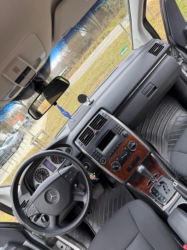 Gebraucht Mercedes B200 136 PS (100 kW) 2006 Grau Van / Kleinbus