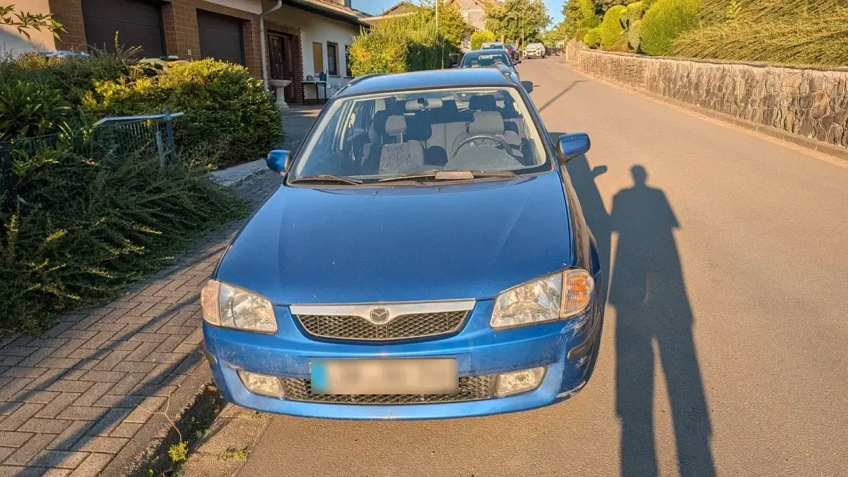 Gebraucht Mazda 323F Exclusive 88 PS (64 kW) 2000 Limousine
