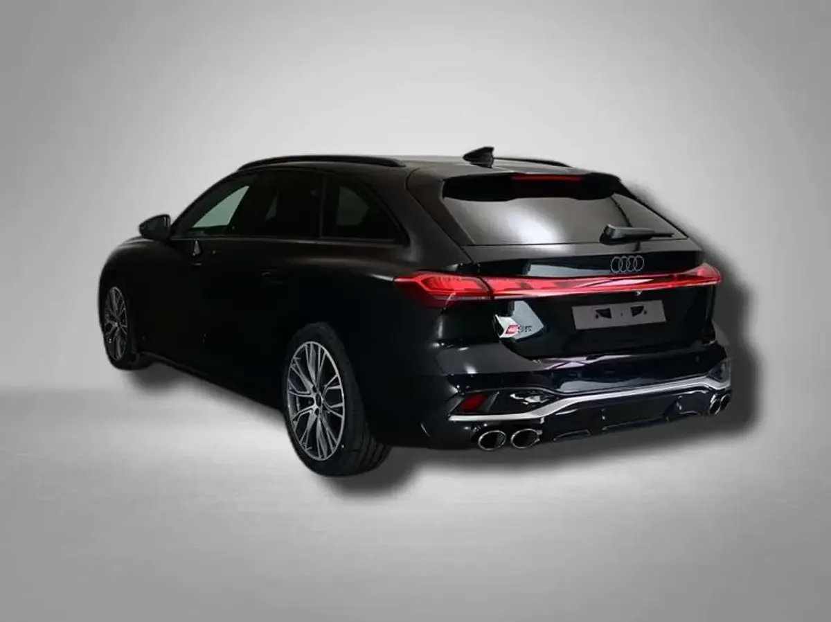 Używany Audi S5 Edition .1 367 KM (269 kW) 2026 Czarny Kombi