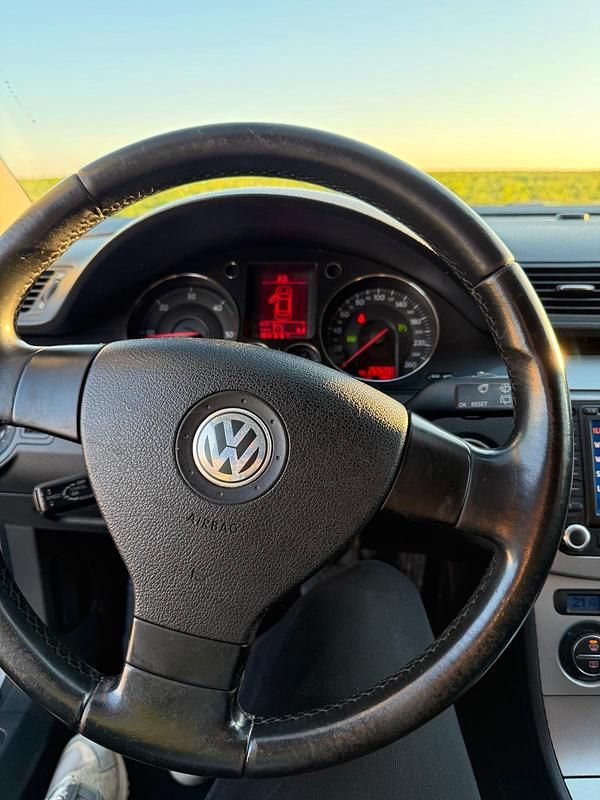 Gebraucht VW Passat 140 PS (102 kW) 2006 Grau Kombi