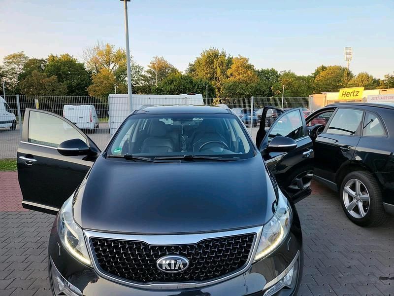 Schwarz Gebraucht 2015 Kia Sportage SUV | 13.500 € (Superpreis) - Bild 1/4