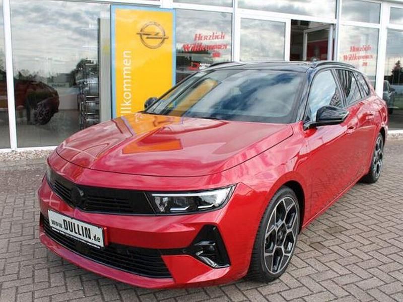 Gebraucht Opel Astra Ultimate 131 PS (96 kW) 2024 Rot Kombi