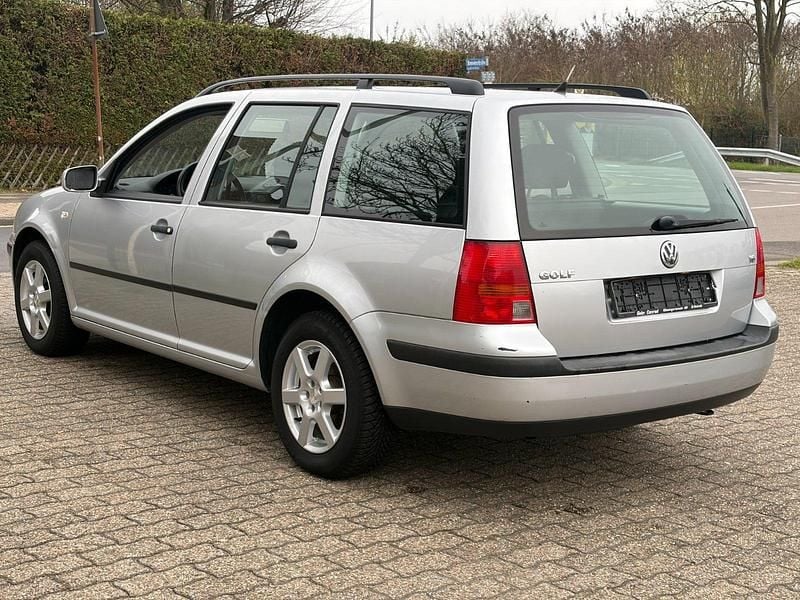 Gebraucht VW Golf IV 102 PS (75 kW) 2002 Silber Kombi