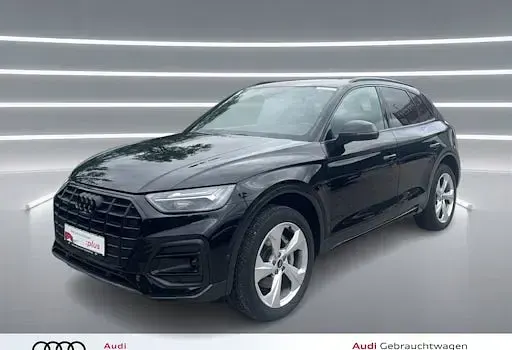 Gebraucht Audi Q5 Advanced Plus 286 PS (210 kW) 2022 Mythosschwarz metallic SUV