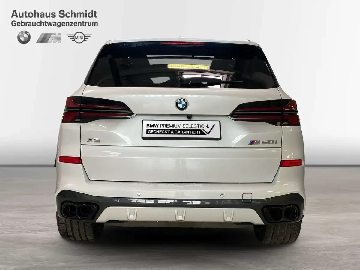 Gebraucht BMW X5 M Sport 530 PS (389 kW) 2025 Mineralweiß SUV