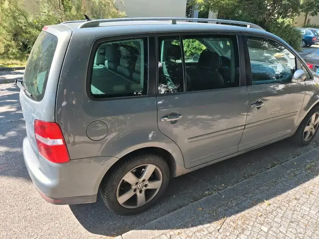 Gebraucht VW Touran 150 PS (110 kW) 2005 Grau Van / Kleinbus