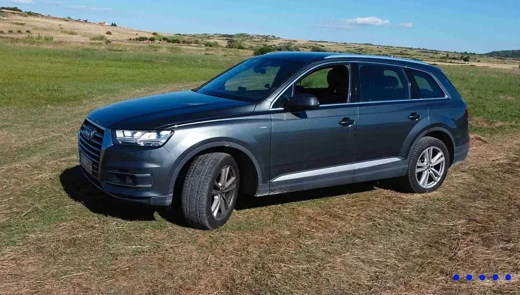 Gebraucht Audi Q7 Sport 272 PS (200 kW) 2015 Grau SUV
