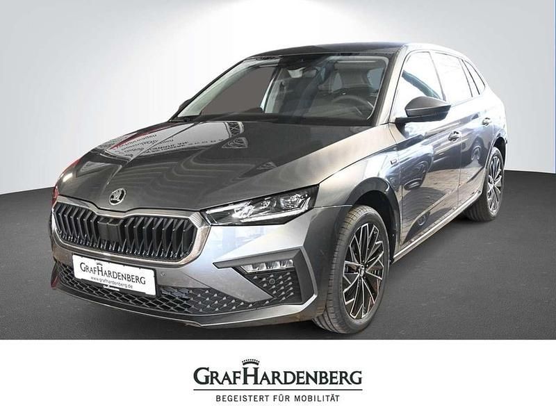 Graphite grau metallic Gebraucht 2025 Skoda Scala Drive Kleinwagen | 29.390 € (Teuer) - Bild 1/4