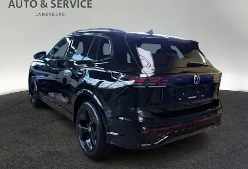 Neu VW Tiguan R-line 150 PS (110 kW) 2026 Schwarz SUV