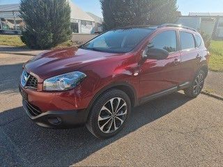 Rot Gebraucht 2013 Nissan Qashqai 360º SUV | 5.899 € (Guter Preis) - Bild 1/4