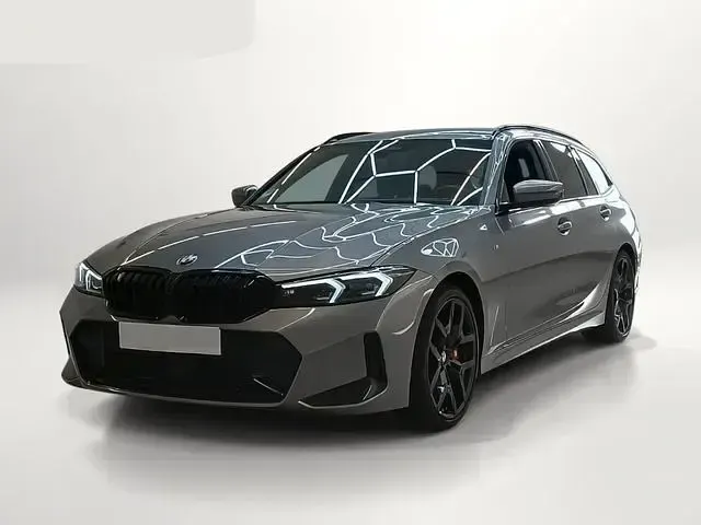 Gebraucht BMW 320 M Sport 190 PS (139 kW) 2025 Grau Limousine