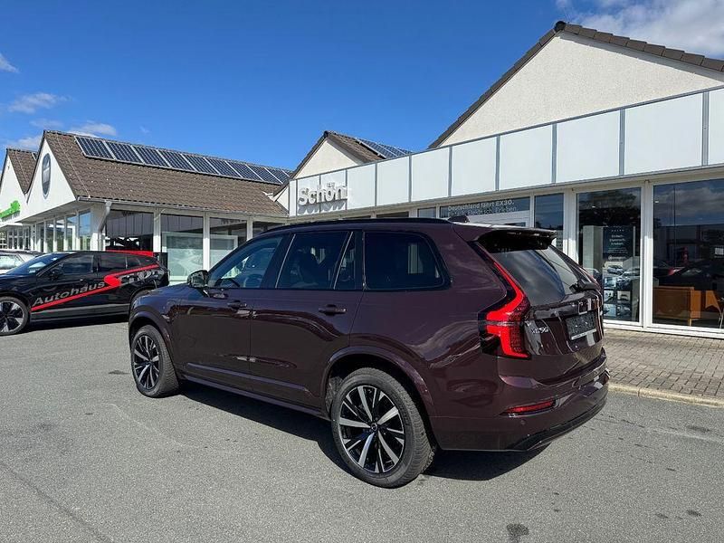 Neu Volvo XC90 Plus 455 PS (334 kW) 2025 Rot SUV