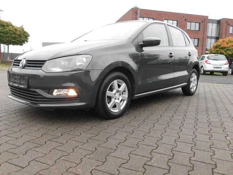 Gebraucht VW Polo Trendline 60 PS (44 kW) 2015 Grau Kleinwagen