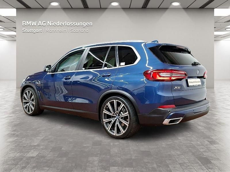 Gebraucht BMW X5 Sport Line 394 PS (289 kW) 2022 Blau SUV