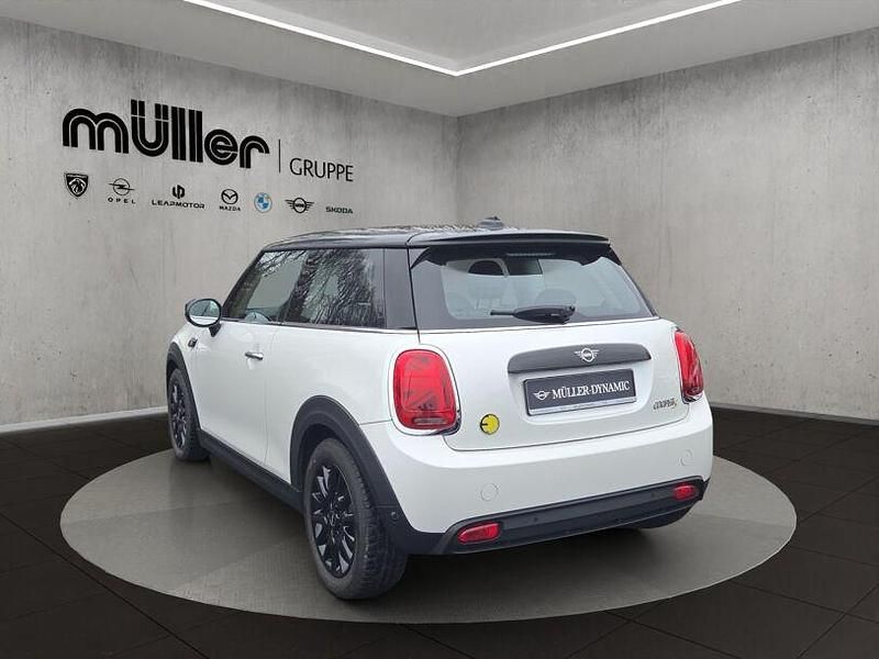 Gebraucht Mini Cooper 135 kW (184 PS) 2022 Nanuq white (metallic) Kleinwagen