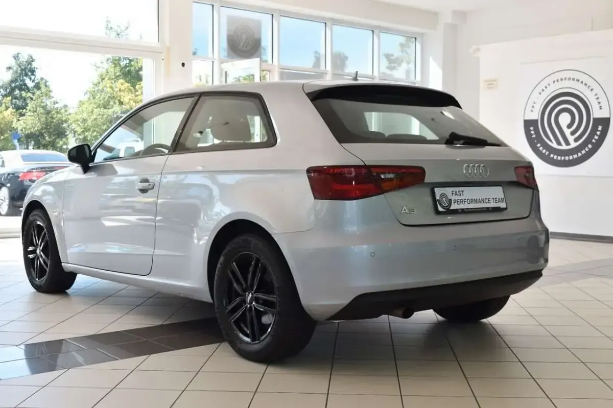 Gebraucht Audi A3 Performance 110 PS (80 kW) 2015 Silber Limousine