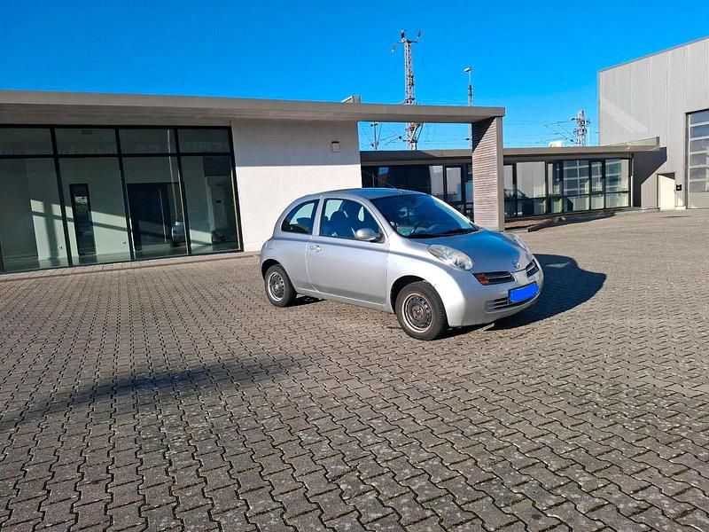 Gebraucht Nissan Micra 88 PS (64 kW) 2003 Silber Kleinwagen