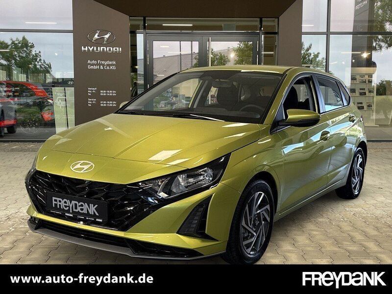 Lucid lime Gebraucht 2025 Hyundai i20 Trend Kleinwagen | 22.999 € (Fairer Preis) - Bild 1/4