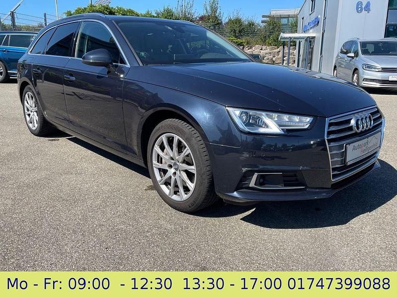 Blau Gebraucht 2018 Audi A4 Sport Kombi | 12.499 € (Etwas zu teuer) - Bild 1/4