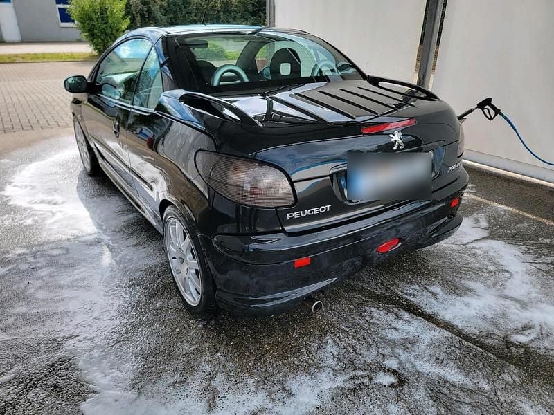 Gebraucht Peugeot 206 CC 109 PS (80 kW) 2005 Schwarz Cabrio