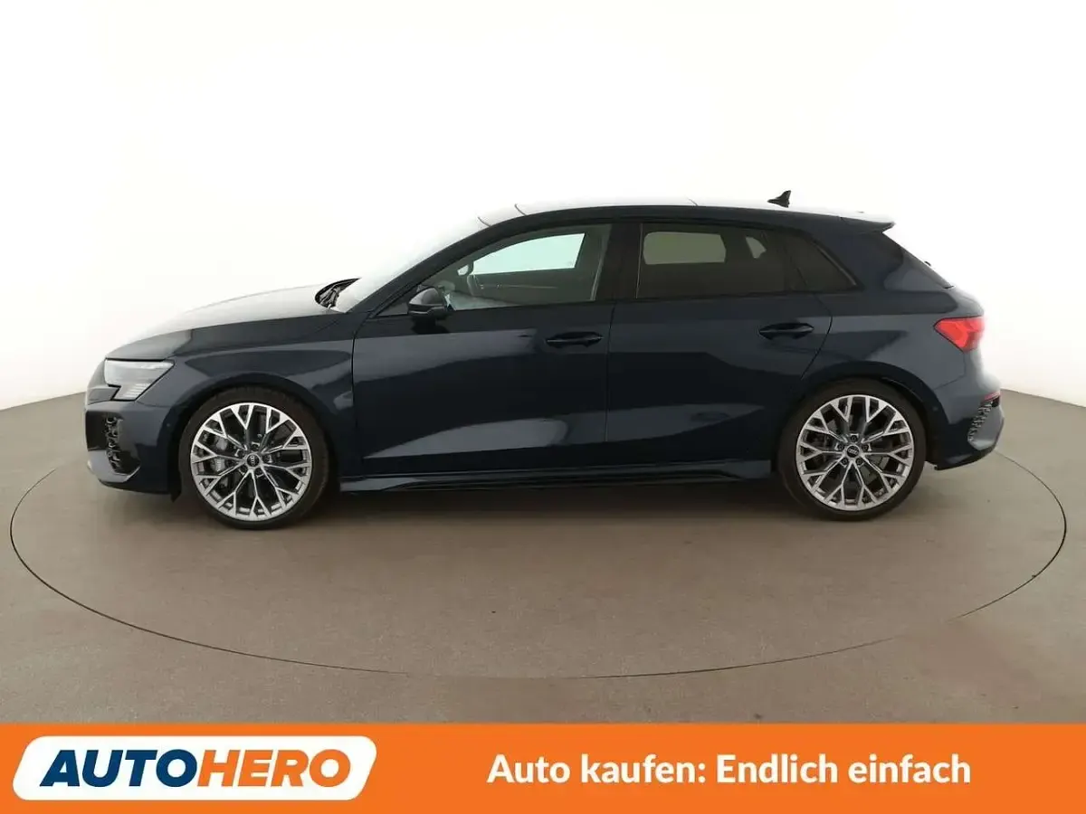 Gebraucht Audi RS3 Sport 400 PS (294 kW) 2022 Blau Limousine