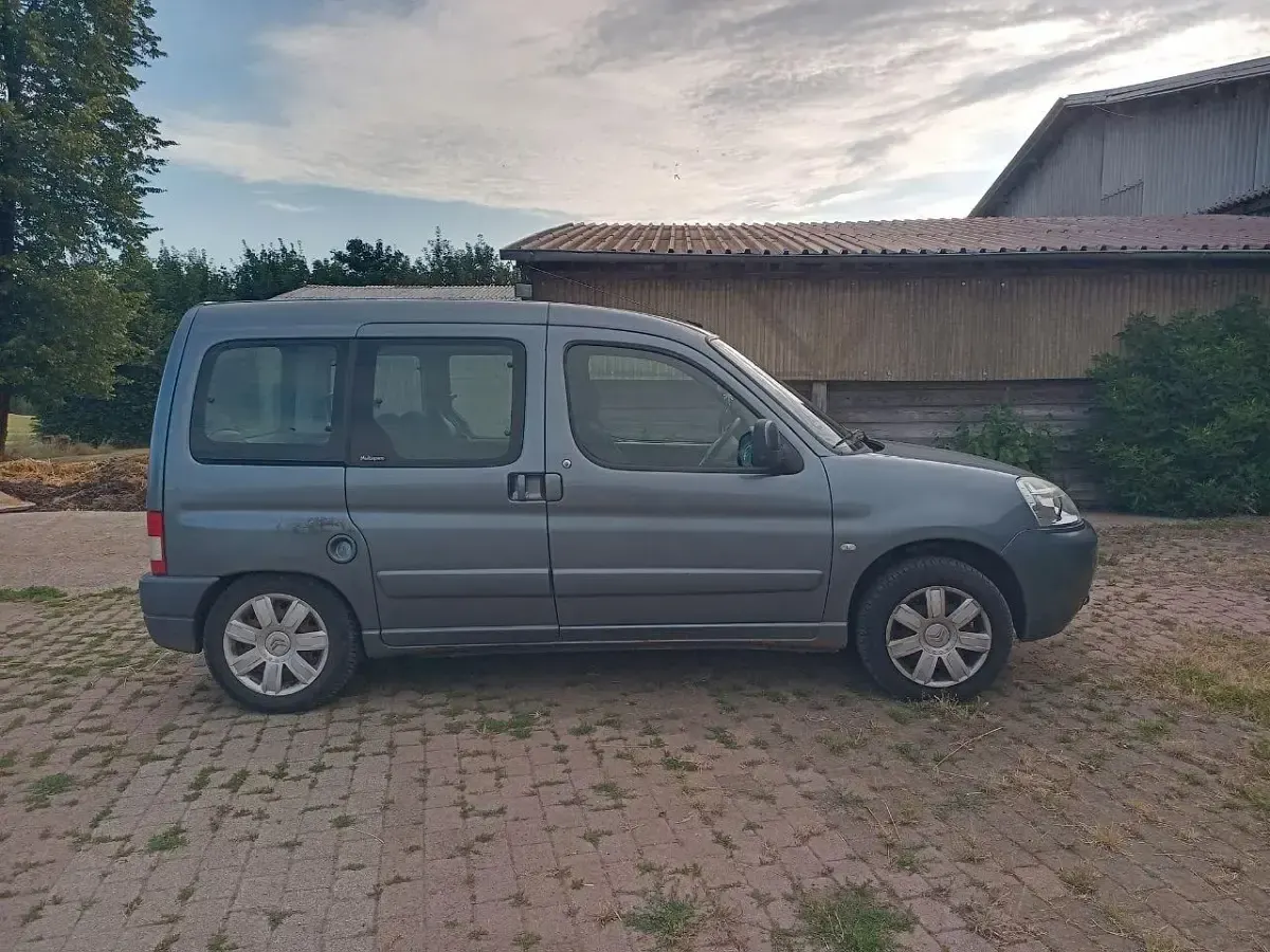Gebraucht Citroën Berlingo 109 PS (80 kW) 2006 Grau Van / Kleinbus