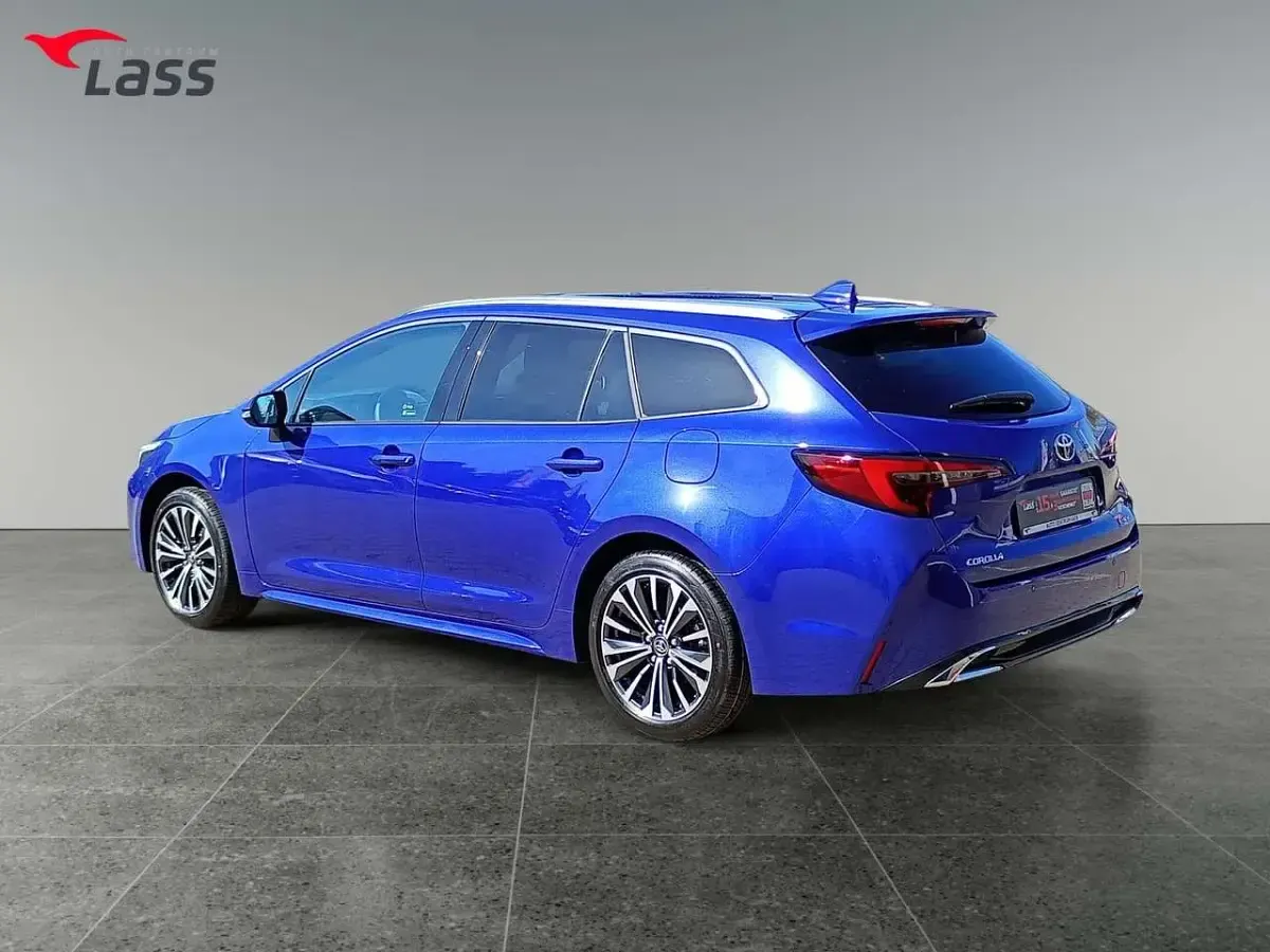 Neu Toyota Corolla 184 PS (135 kW) 2025 Blau Kombi