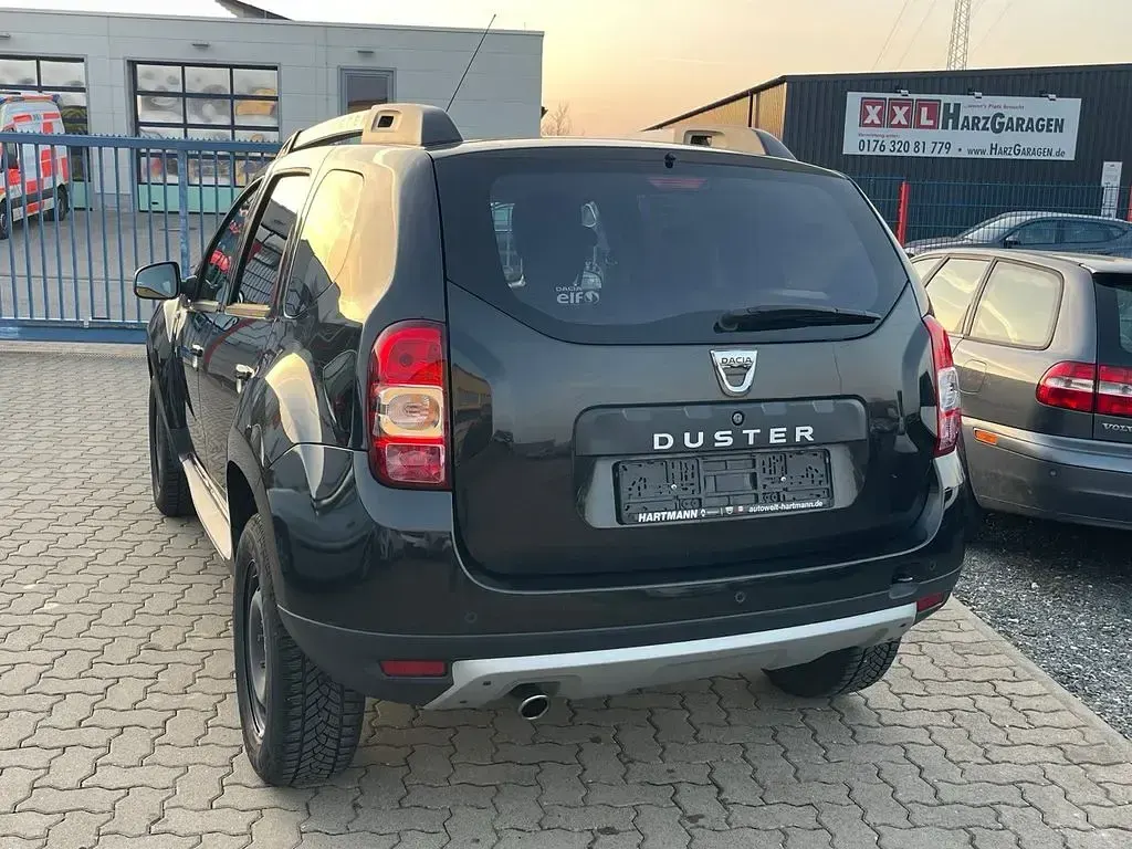Używany Dacia Duster Prestige 125 KM (91 kW) 2018 Czarny SUV