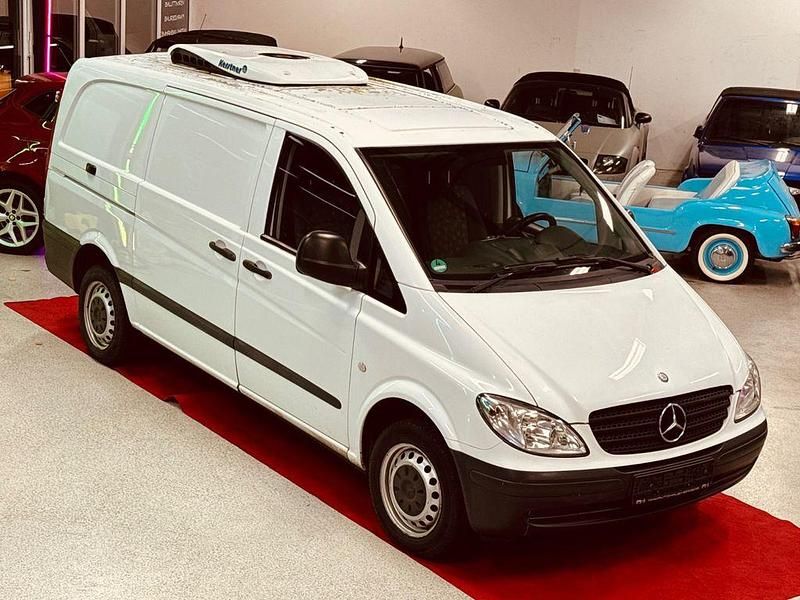 Weiß Gebraucht 2007 Mercedes Vito Van | 8.450 € - Bild 1/4